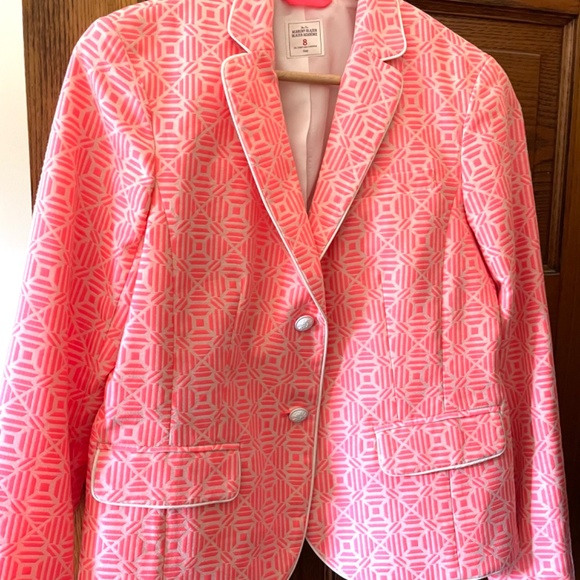 Spring Closet Deals - Picture 6 of 6